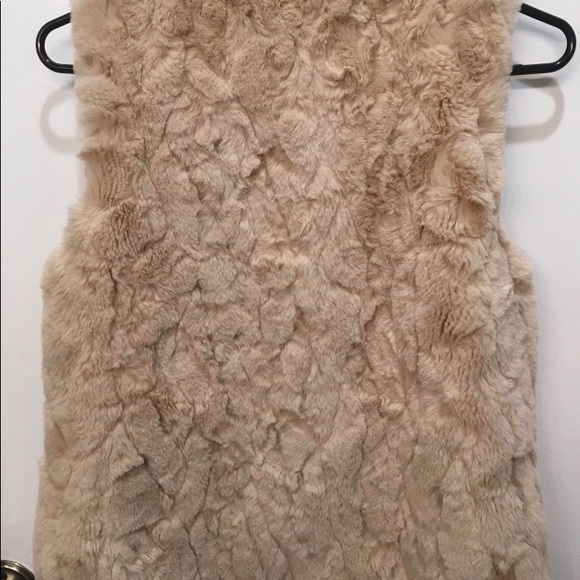 Zara faux fur vest - Picture 3 of 3